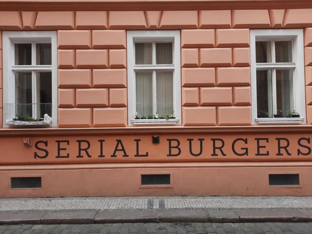 Downtown Prague Minimalistic Room In Flatshare Экстерьер фото