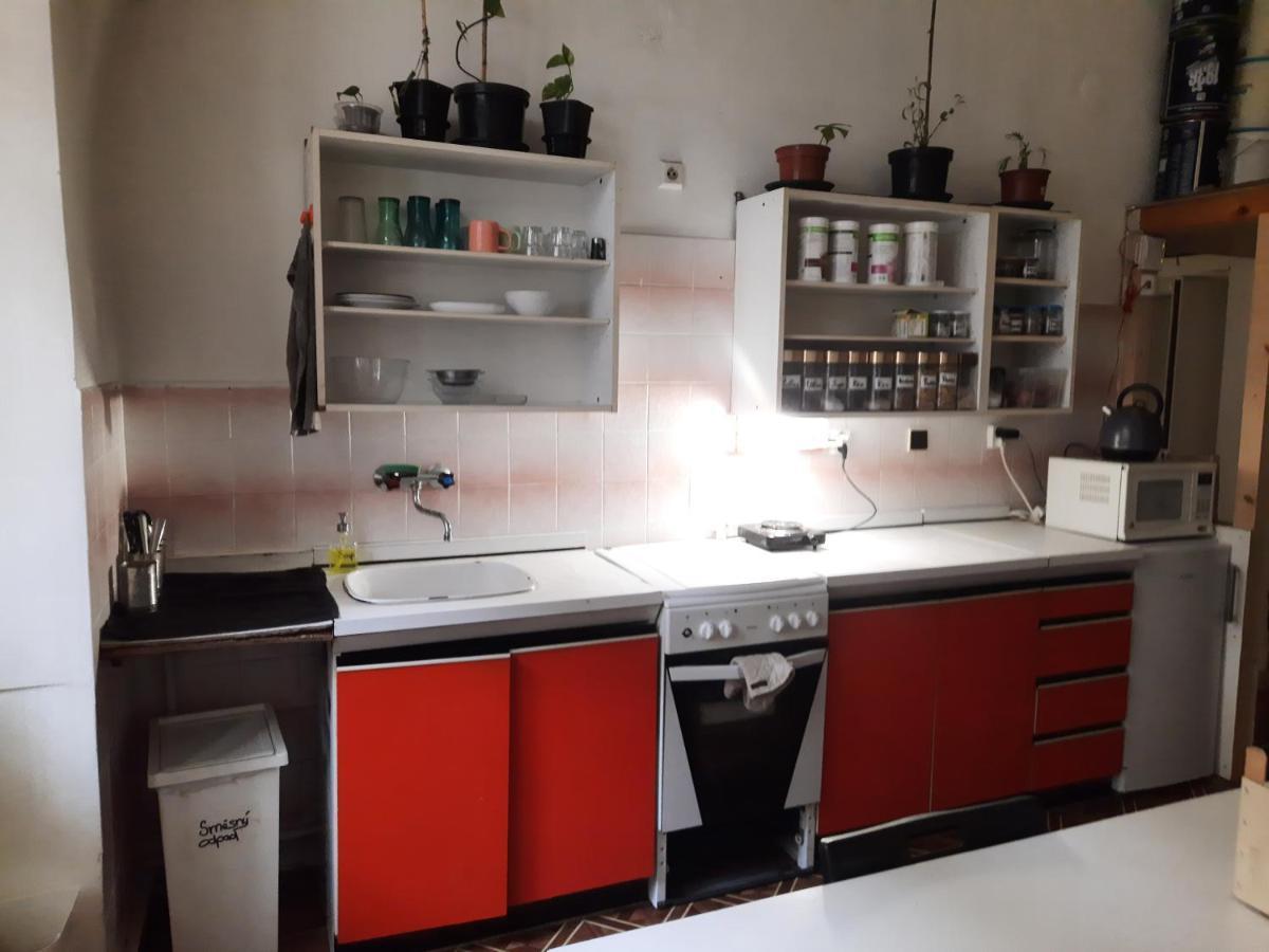 Downtown Prague Minimalistic Room In Flatshare Экстерьер фото